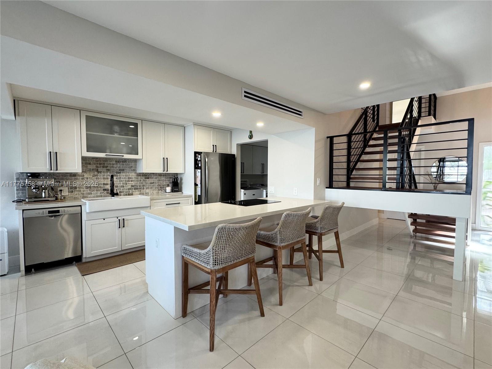 Rental Property at 1490 Nw 113th Way, Pembroke Pines, Miami-Dade County, Florida - Bedrooms: 3 
Bathrooms: 3  - $3,500 MO.