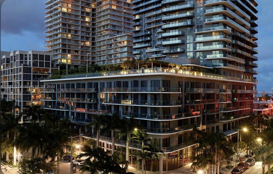 3401 MIDTOWN CONDO - Residential Lease