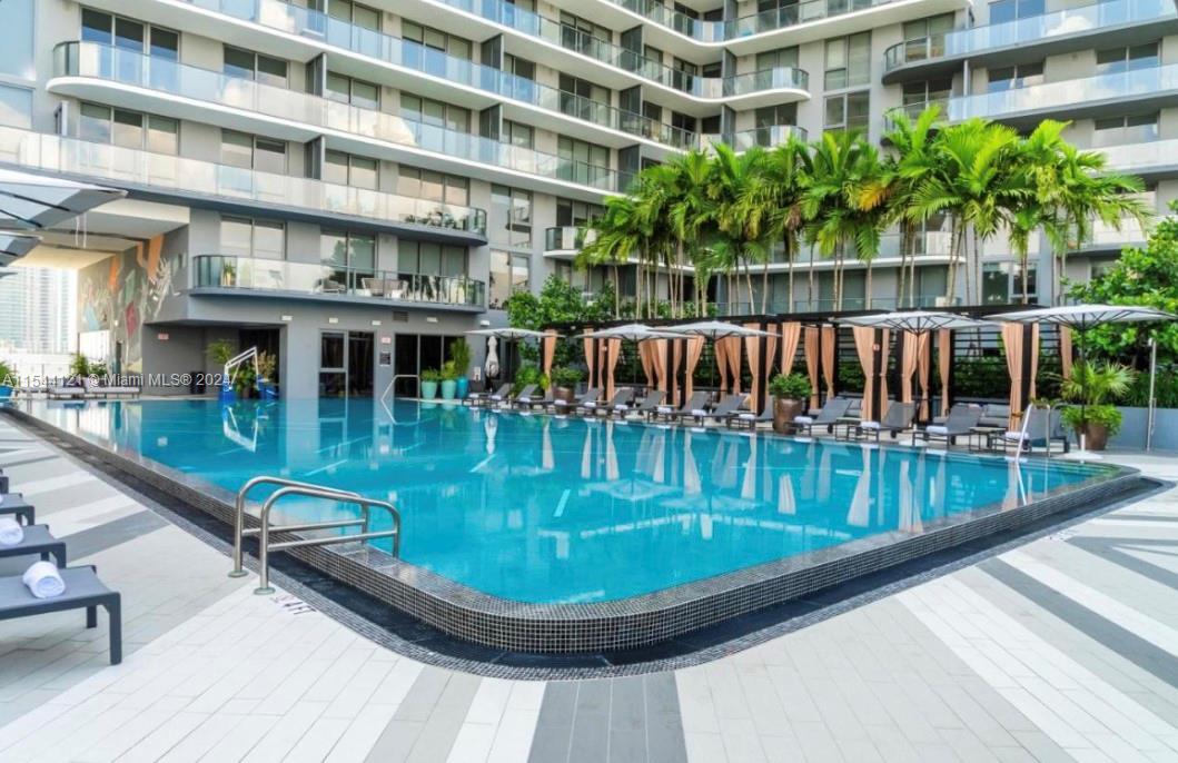 3401 MIDTOWN CONDO - Residential Lease