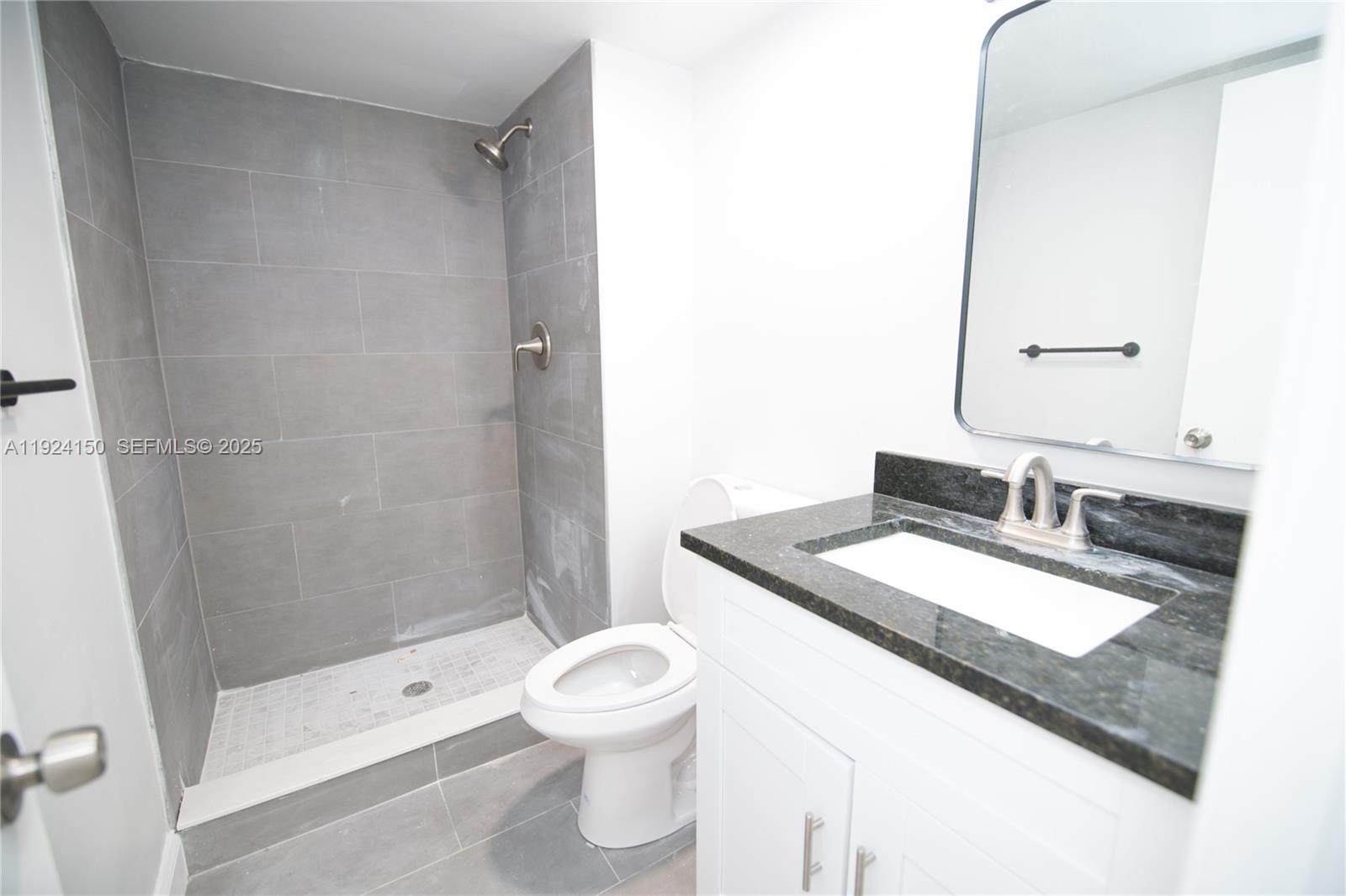 GOLFVIEW ARMS INC CONDO - Residential Lease