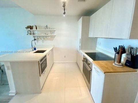 Tiny photo for 501 NE 31st St #802, Miami, FL 33137 (MLS # A12032495)