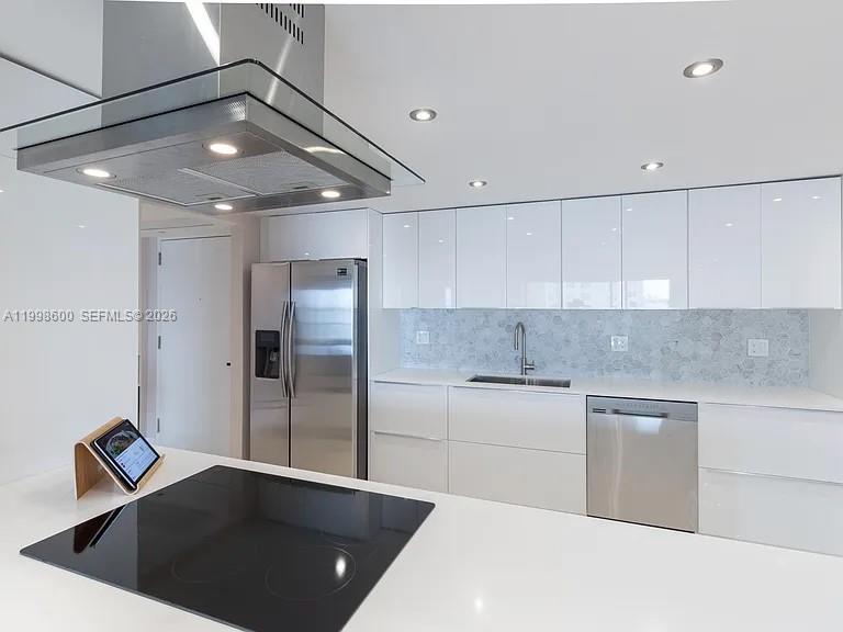 CRICKET CLUB CONDO - Residential Lease