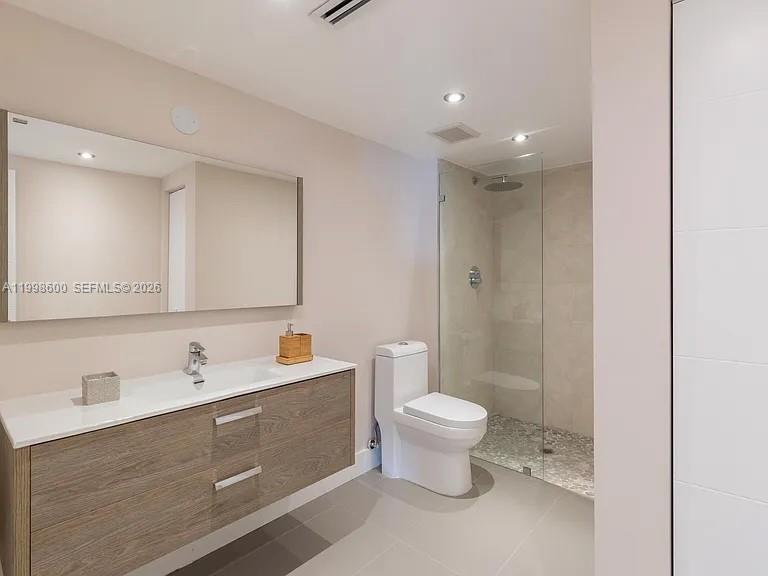 CRICKET CLUB CONDO - Residential Lease