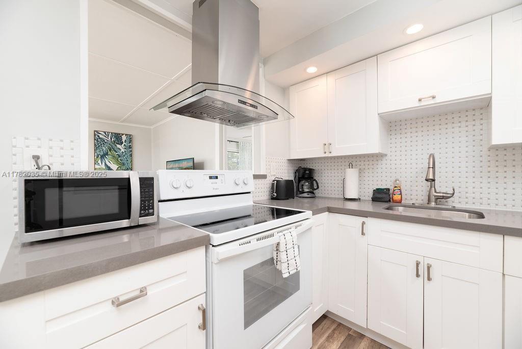 RIVERSIDE ADD AMEN PLAT - Residential Lease