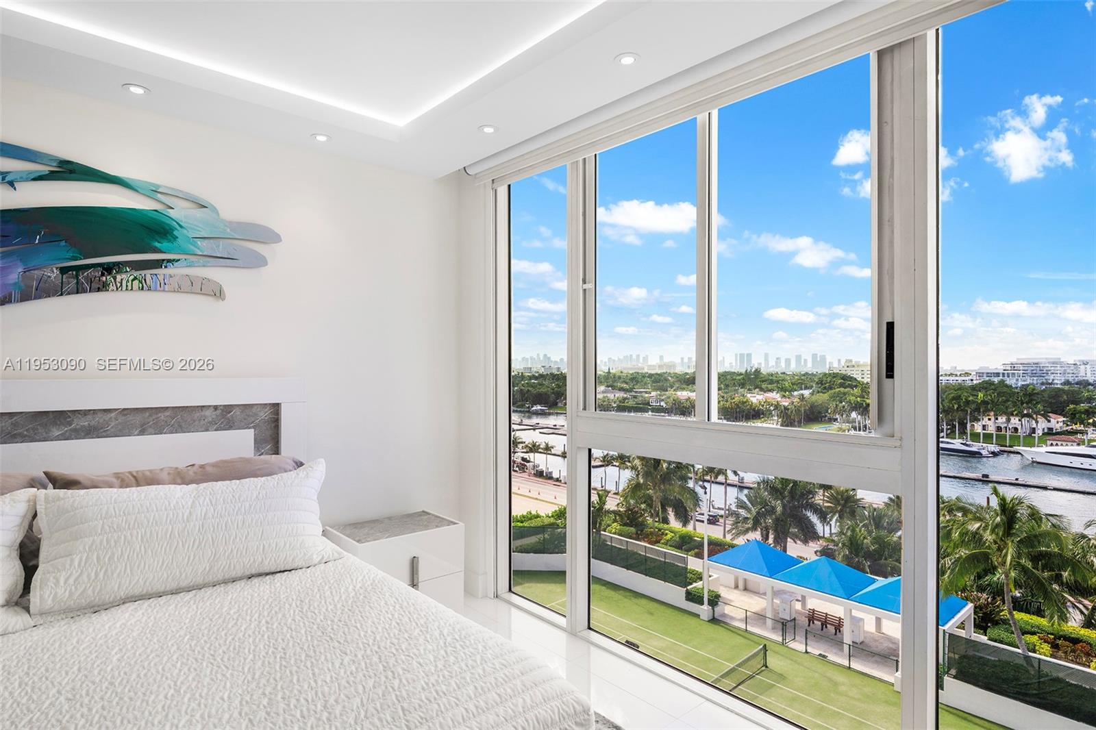 BLUE DIAMOND CONDO - Residential