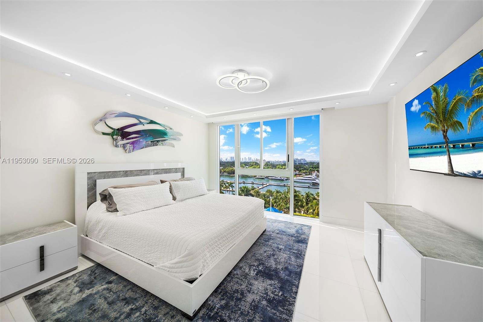 BLUE DIAMOND CONDO - Residential