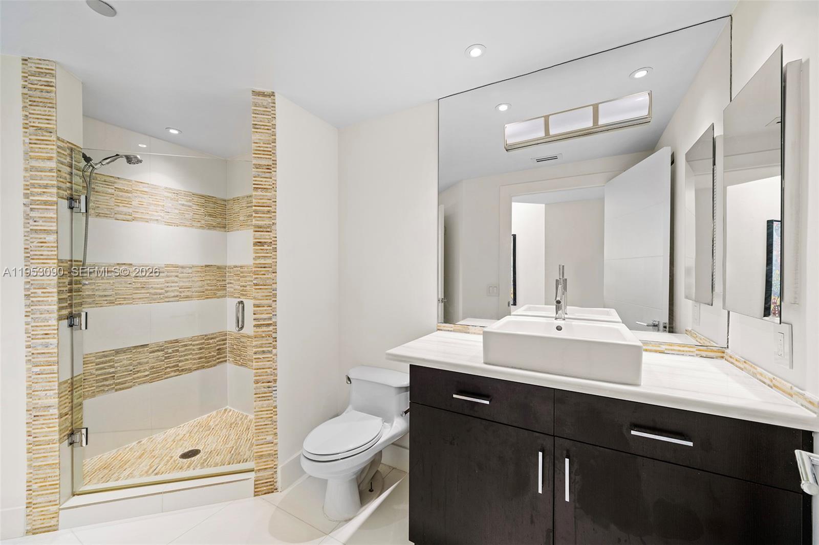 BLUE DIAMOND CONDO - Residential