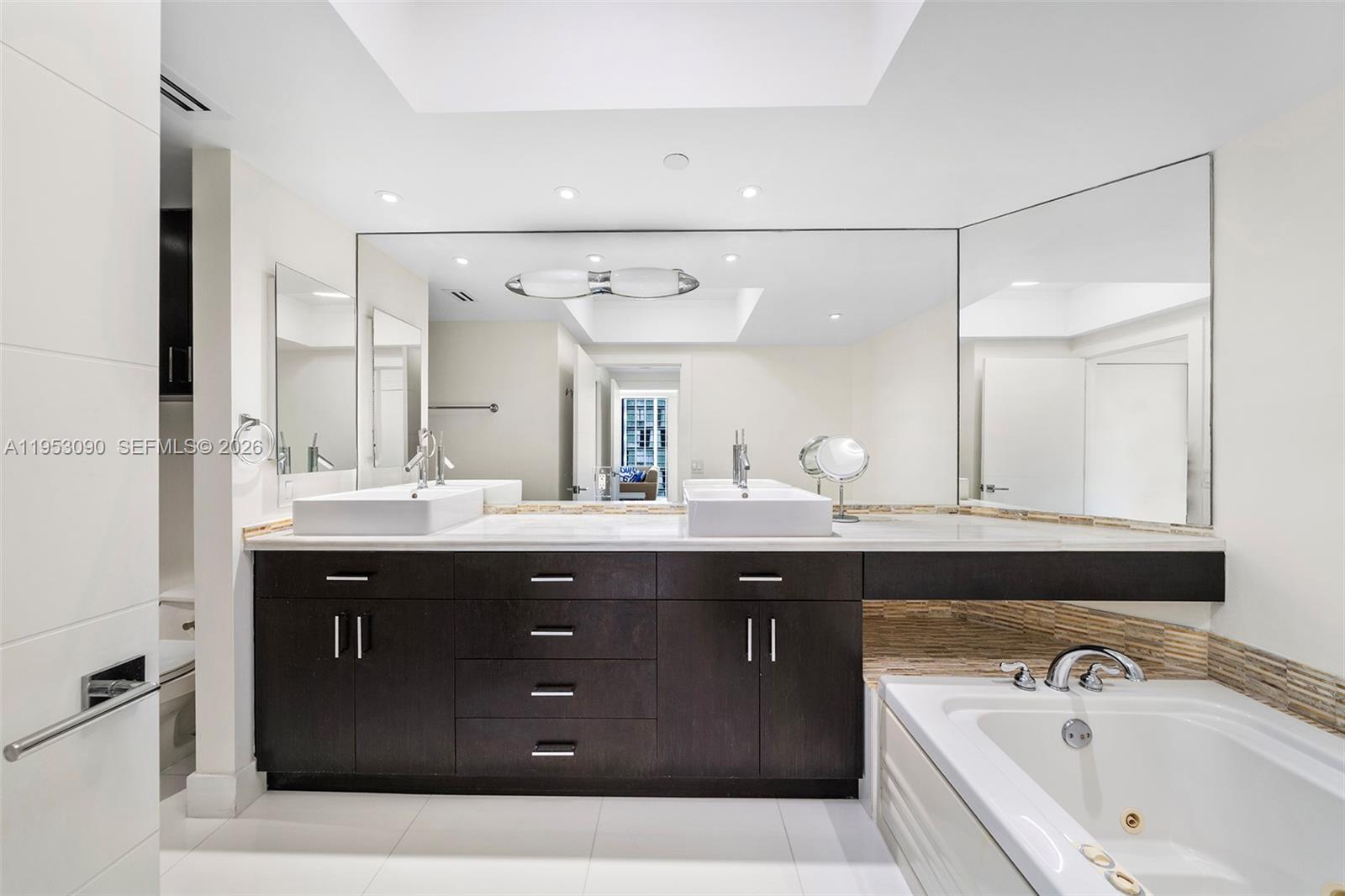 BLUE DIAMOND CONDO - Residential