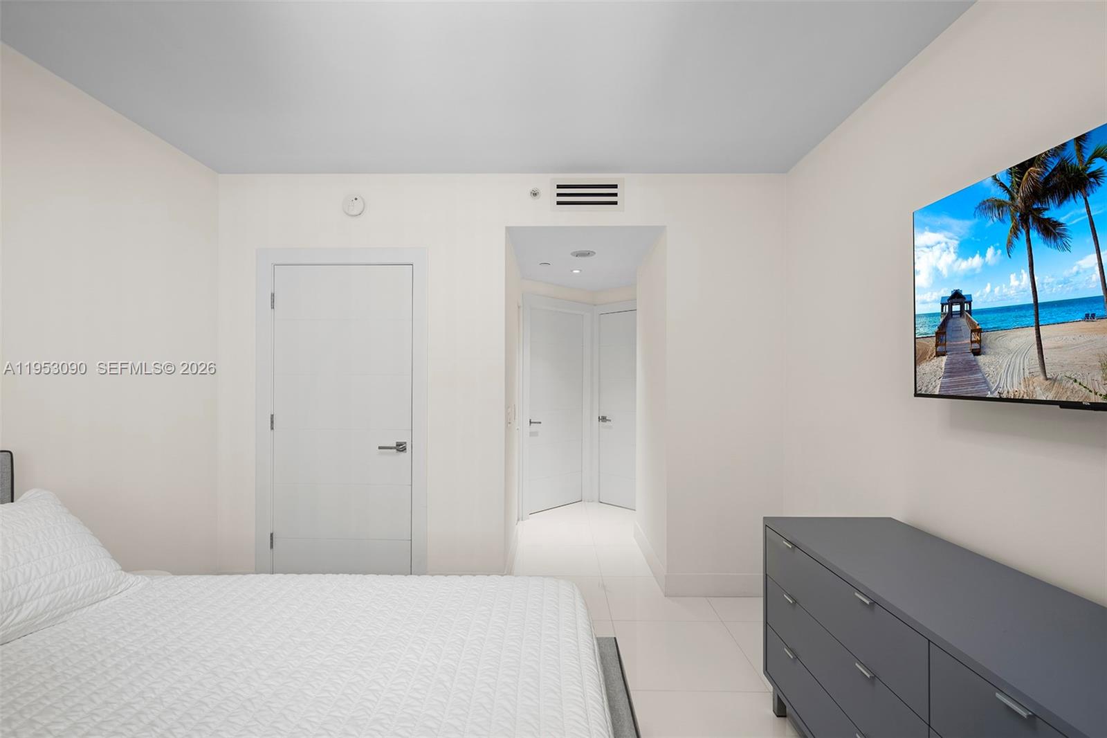 BLUE DIAMOND CONDO - Residential