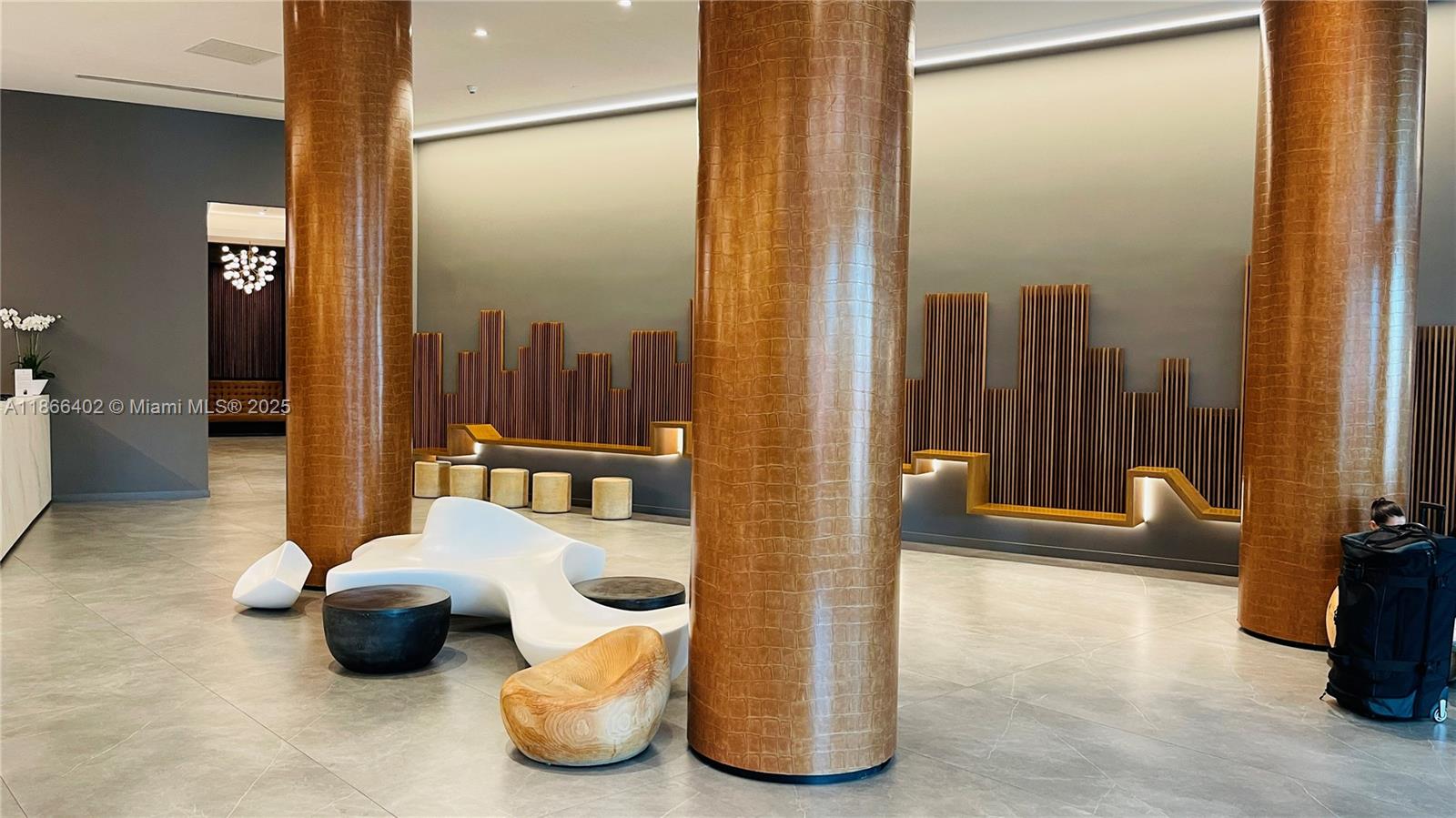 350 S Miami Ave 2611