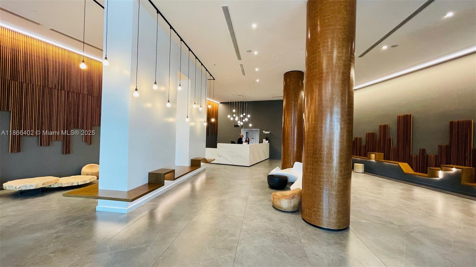 350 S Miami Ave 2611