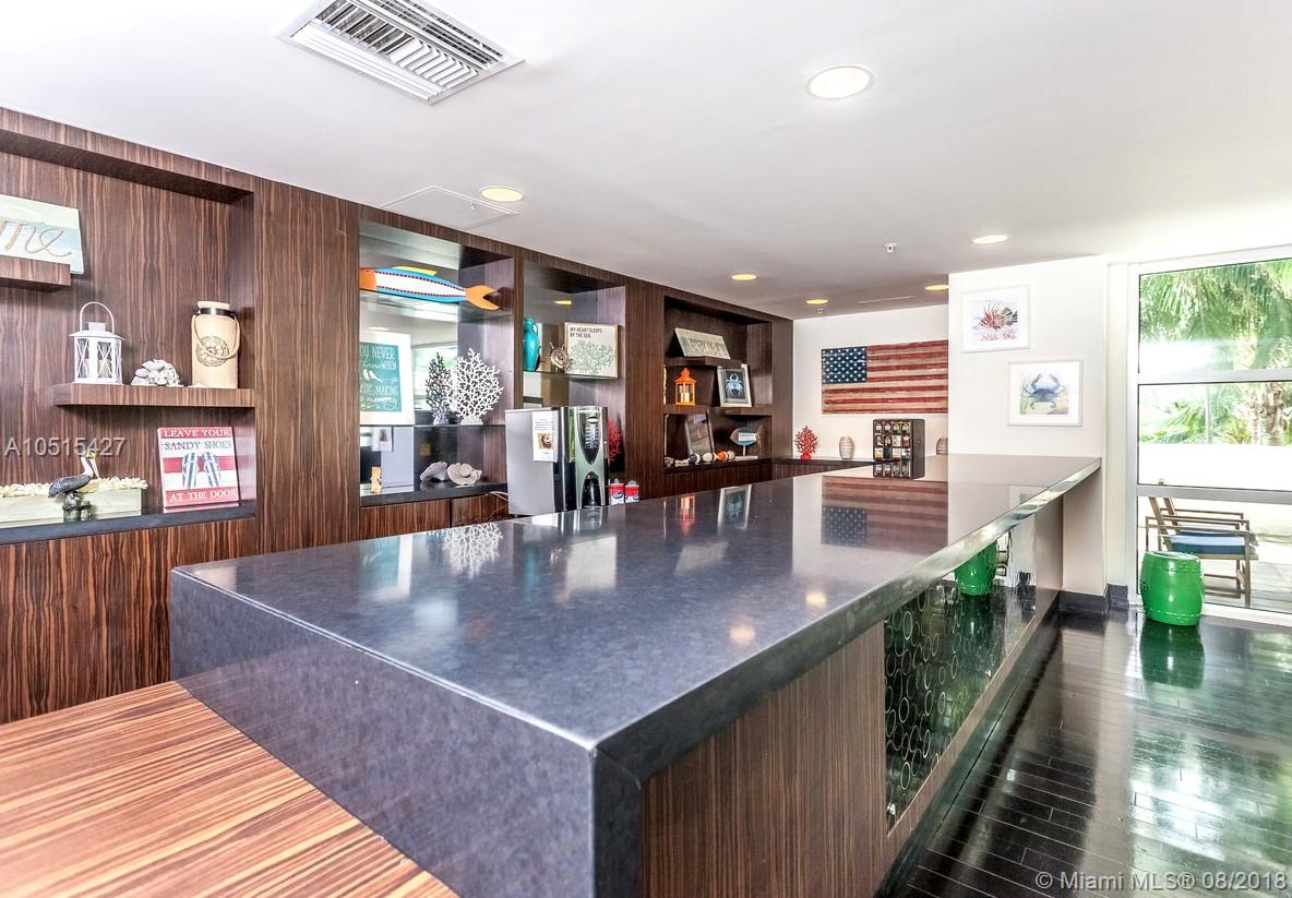 RIVER OAKS MARINA TOWER - Residential Lease