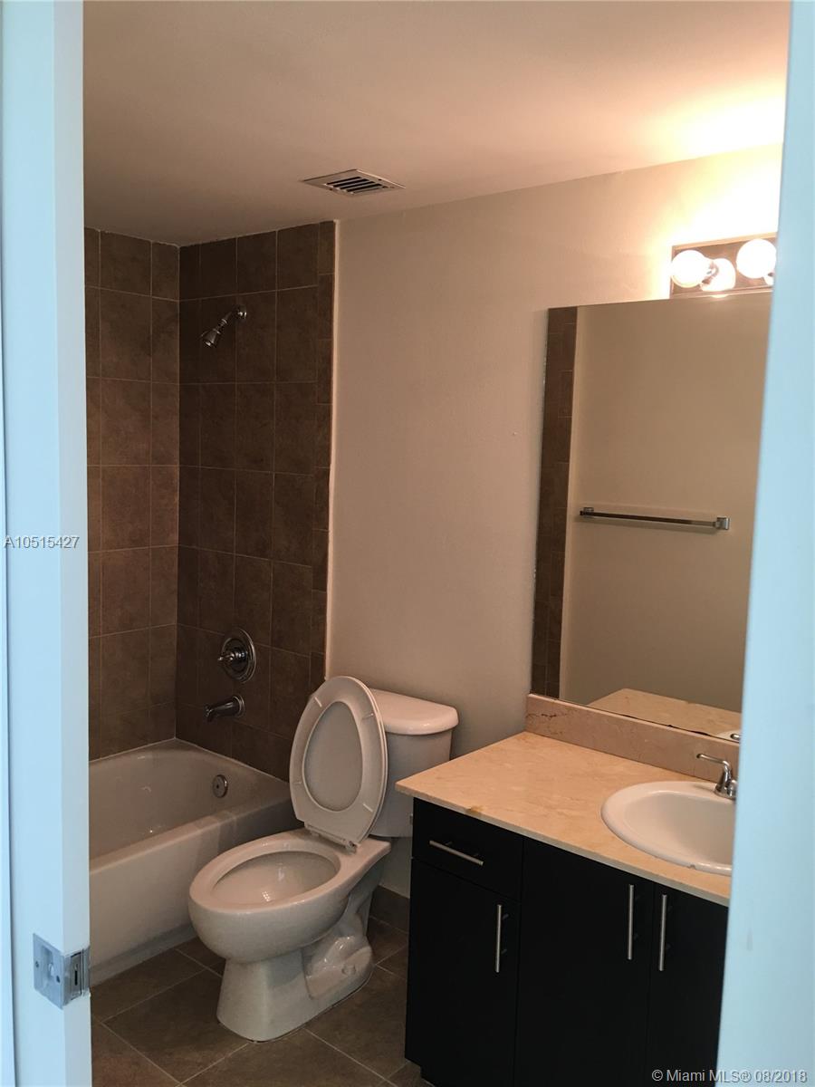 RIVER OAKS MARINA TOWER - Residential Lease