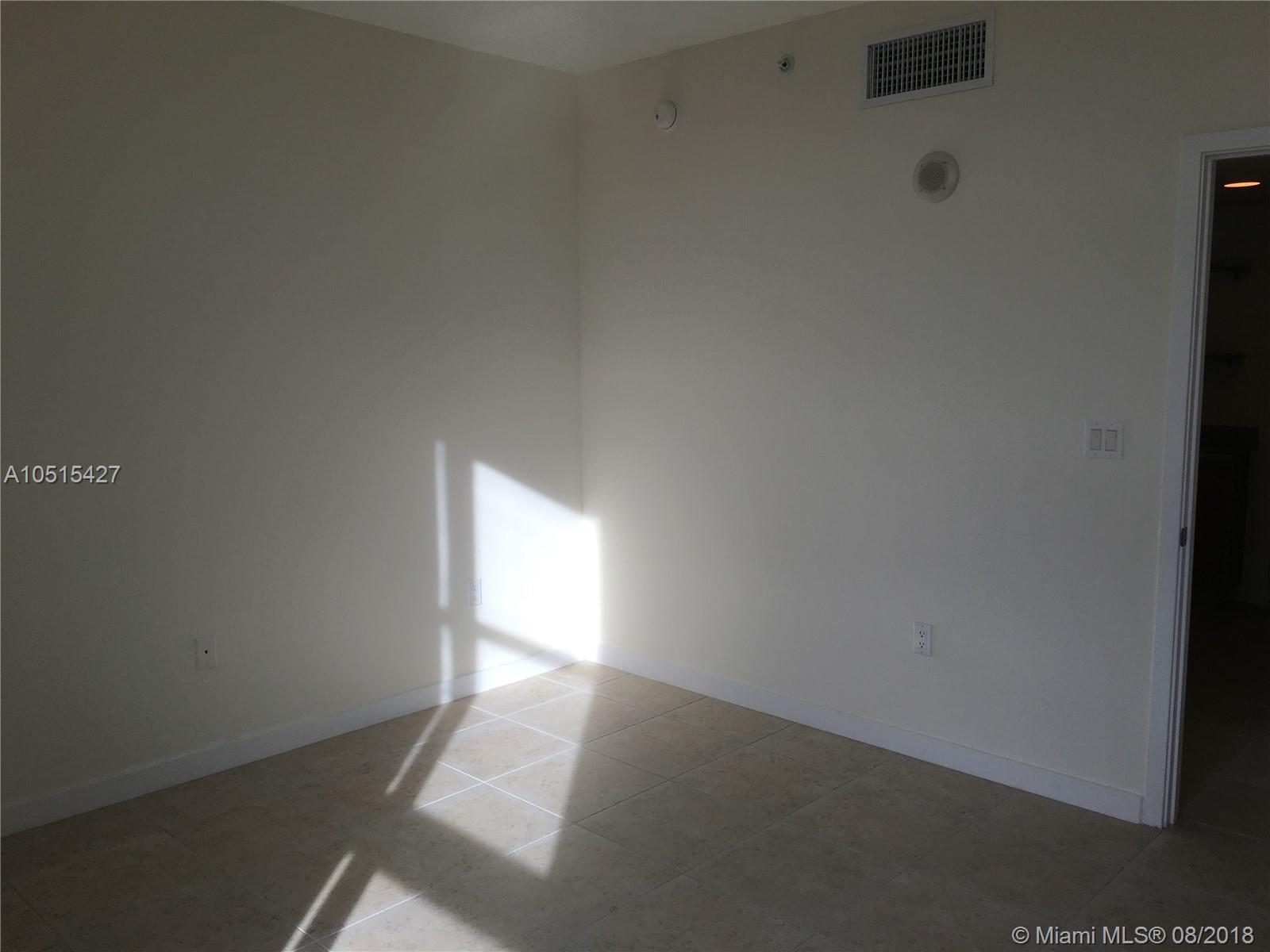 RIVER OAKS MARINA TOWER - Residential Lease