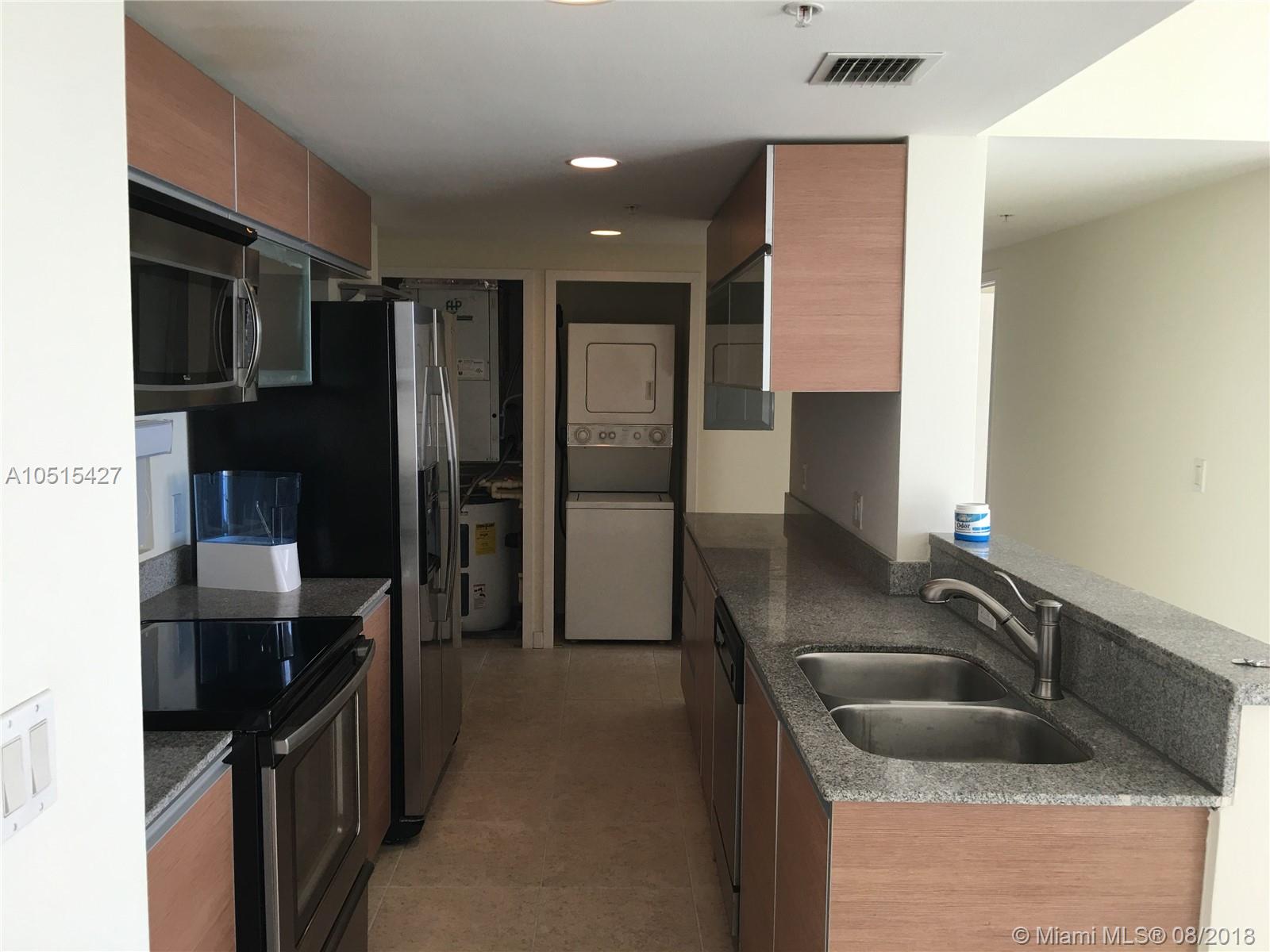 RIVER OAKS MARINA TOWER - Residential Lease