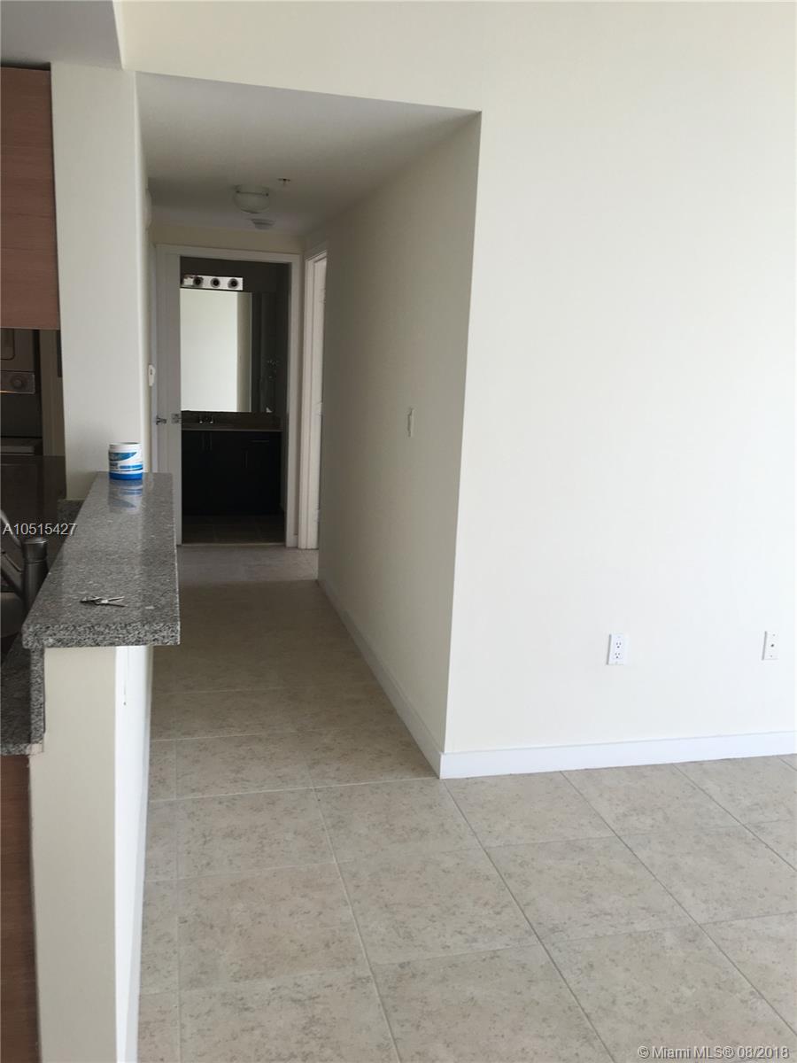 RIVER OAKS MARINA TOWER - Residential Lease