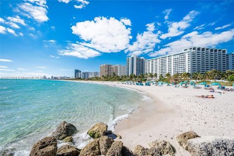 2899 Collins Ave 1516 Miami Beach FL 33140