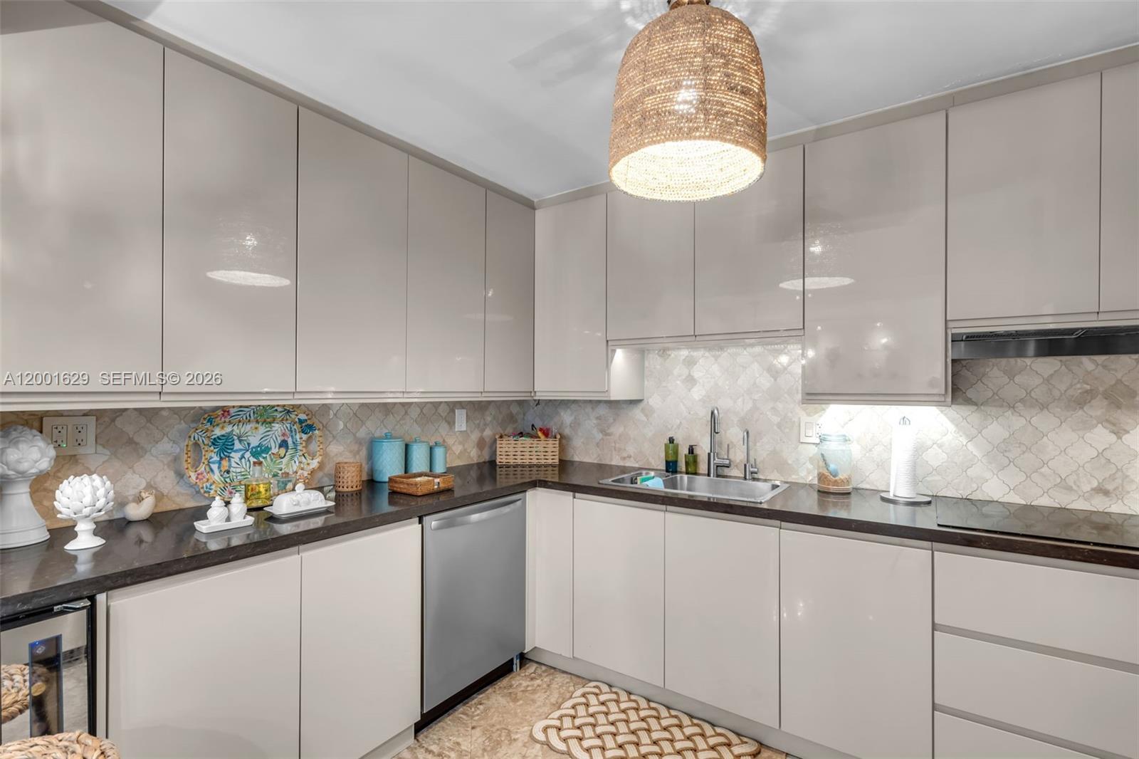 OCEAN VILLAGE CONDO - Residential Lease