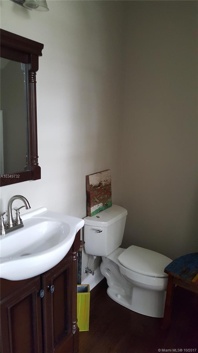 HIGHLAND ESTATES - Residential Lease