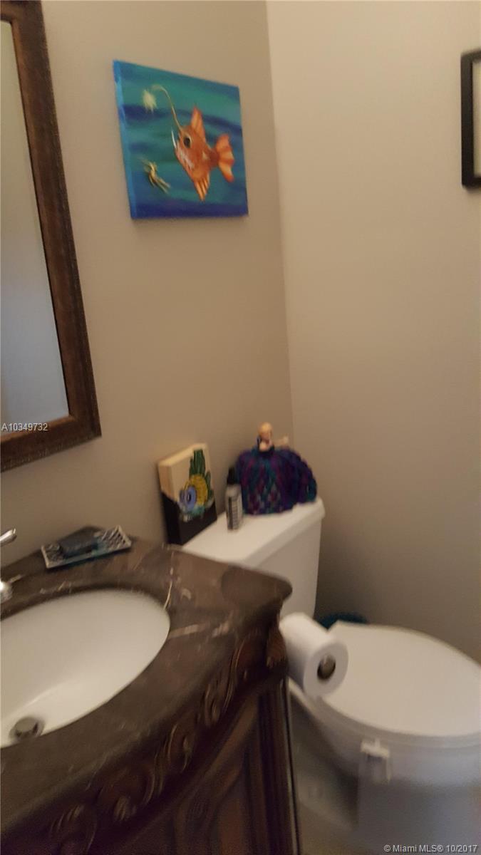 HIGHLAND ESTATES - Residential Lease