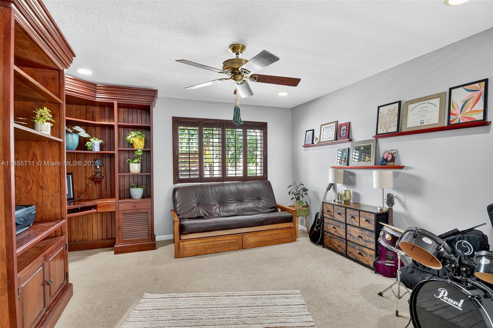 MELEAR - Residential