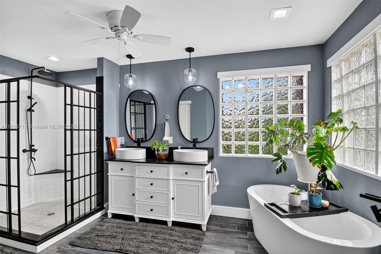 MELEAR - Residential