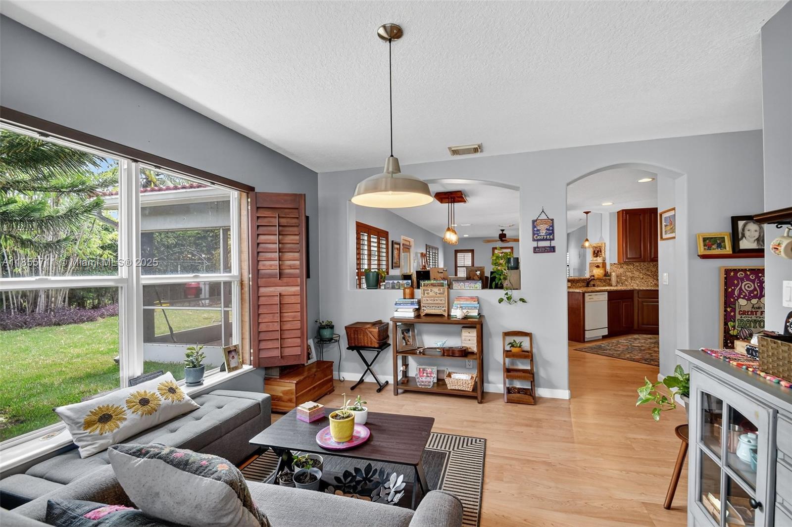 MELEAR - Residential