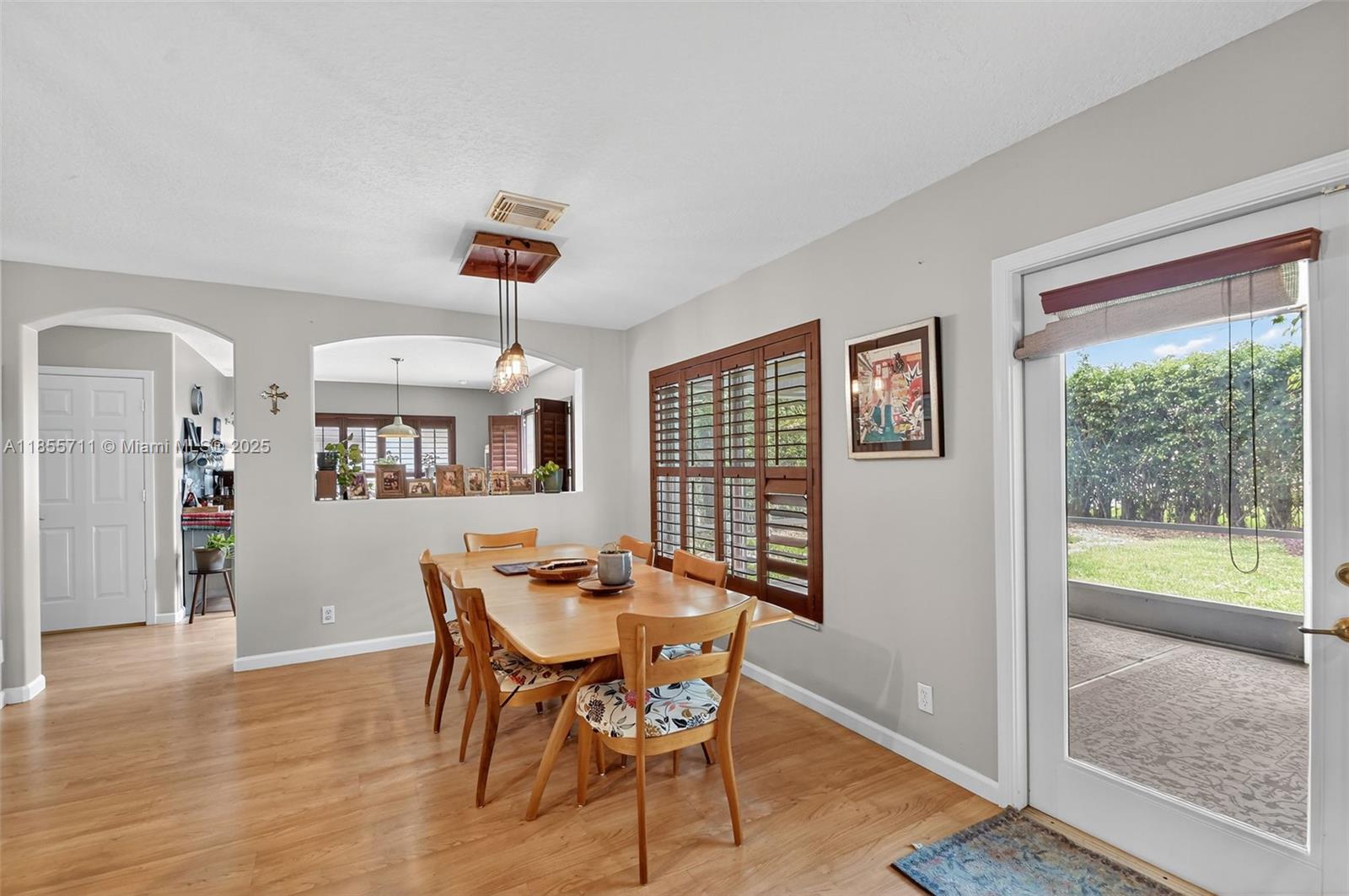 MELEAR - Residential