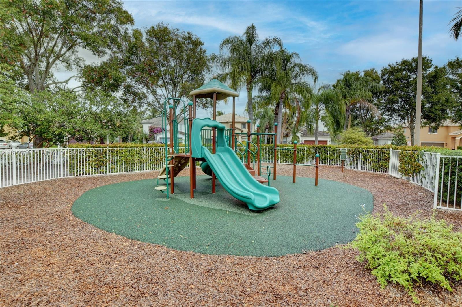 MELEAR - Residential