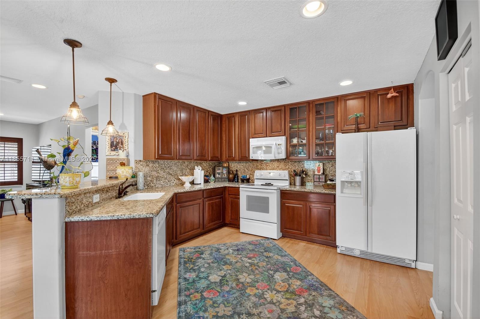 MELEAR - Residential