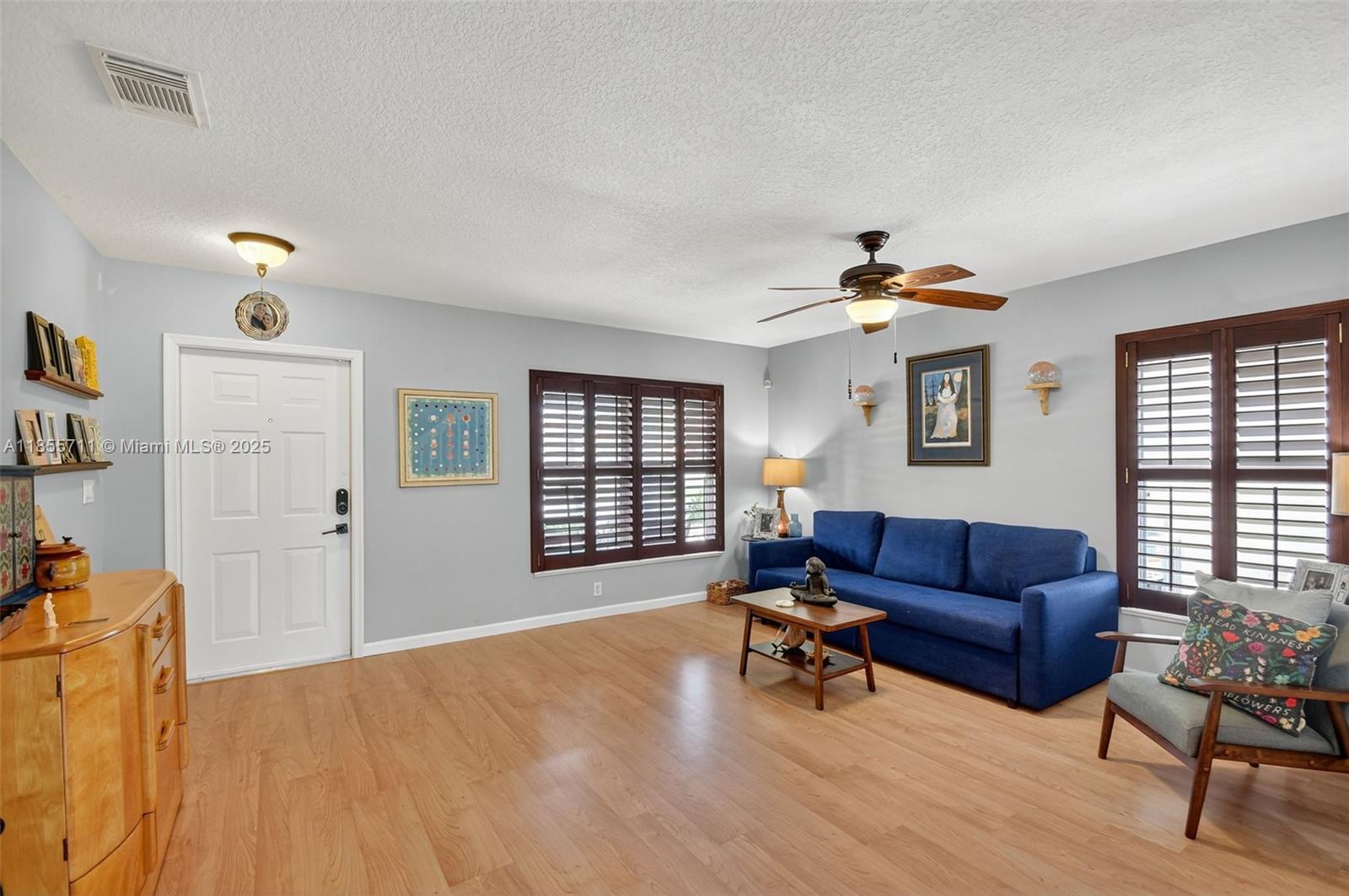 MELEAR - Residential