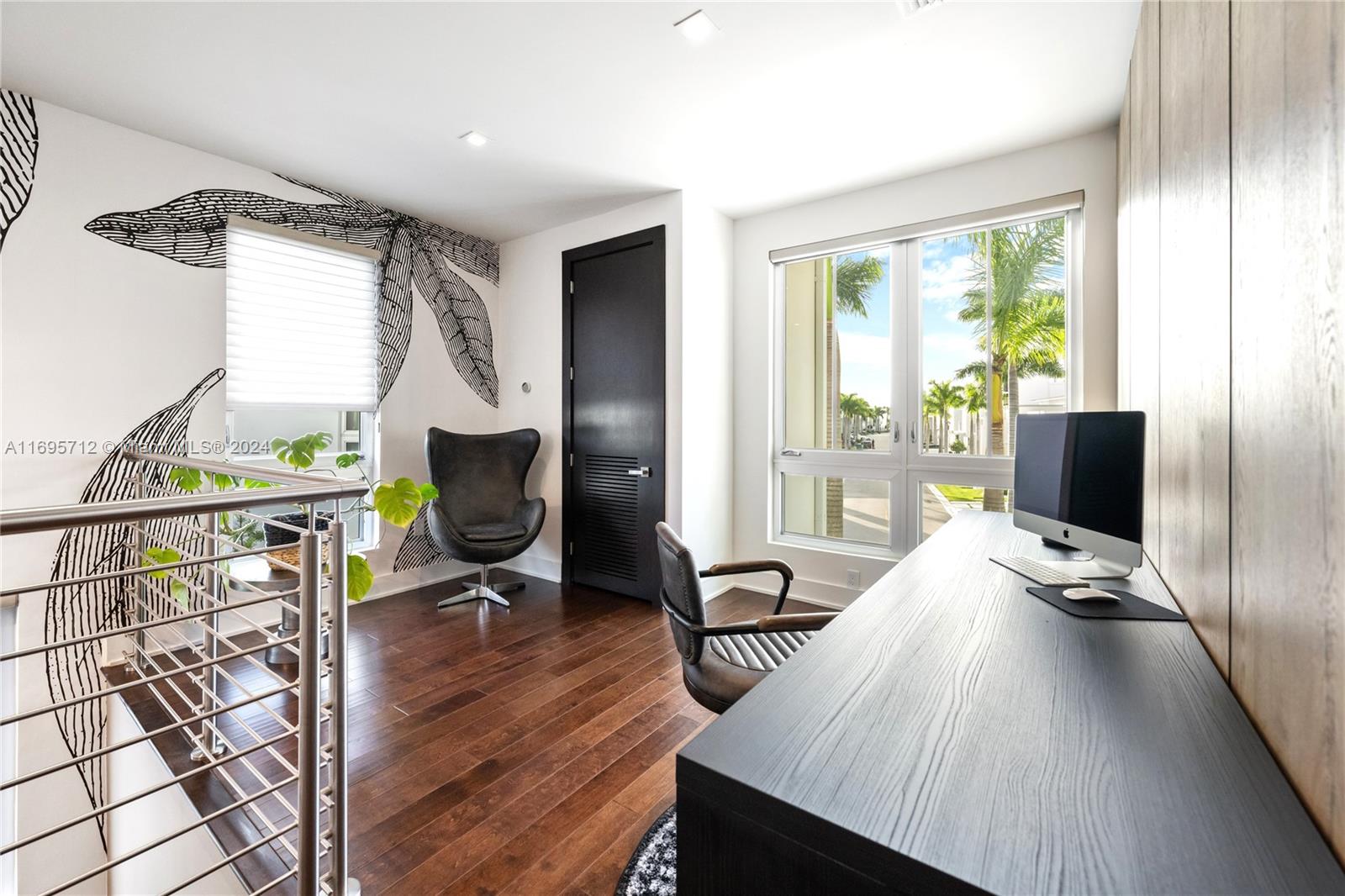 OASIS PARK SQUARE AT DORAL - Residential