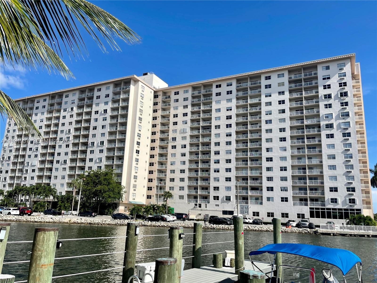 COASTAL TOWERS CONDO - Residential Lease