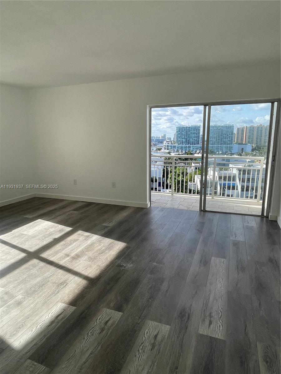 COASTAL TOWERS CONDO - Residential Lease