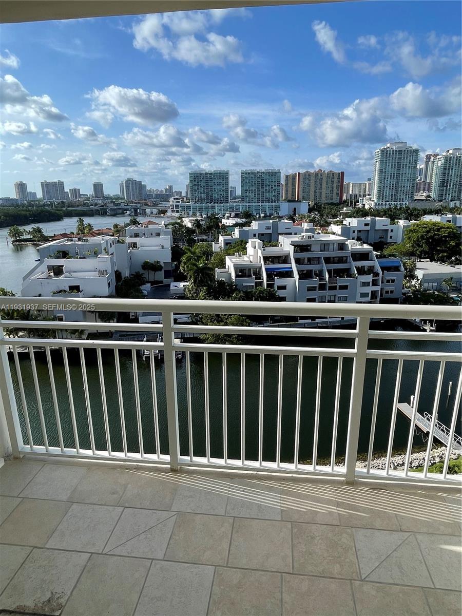 COASTAL TOWERS CONDO - Residential Lease