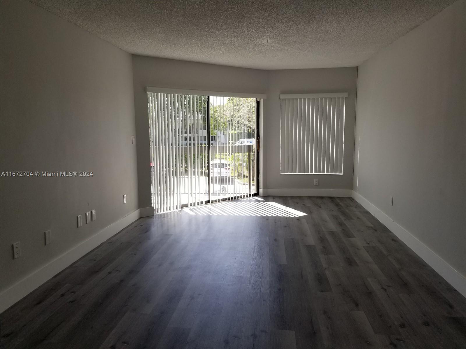 CALUSA CLUB VILG BLDG D S - Residential Lease