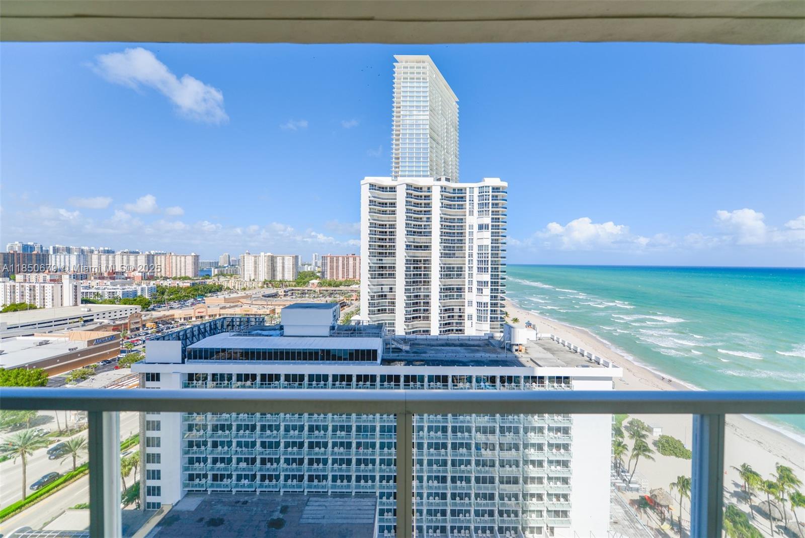 LA PERLA CONDO - Residential Lease