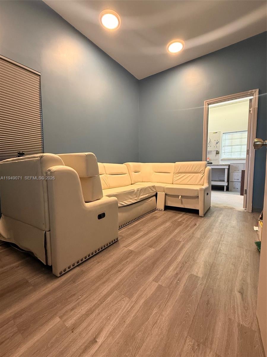 Sebring Lakes Acres - Residential