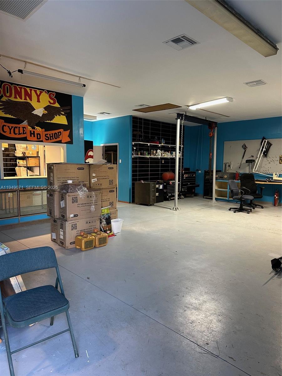 Sebring Lakes Acres - Residential