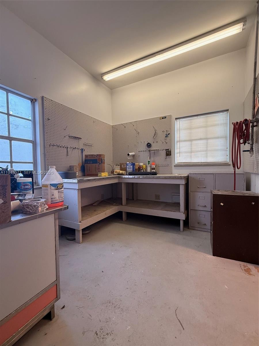 Sebring Lakes Acres - Residential