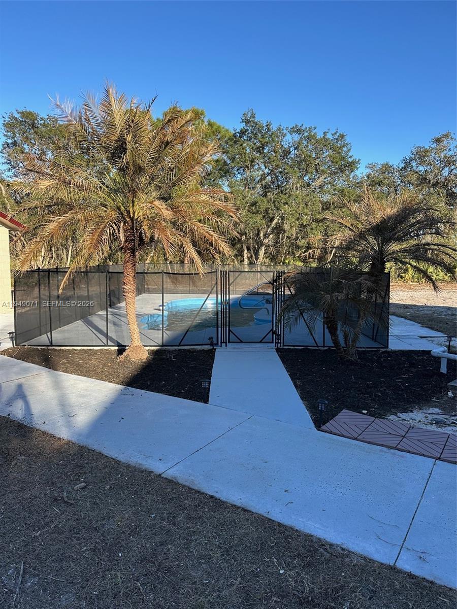 Sebring Lakes Acres - Residential