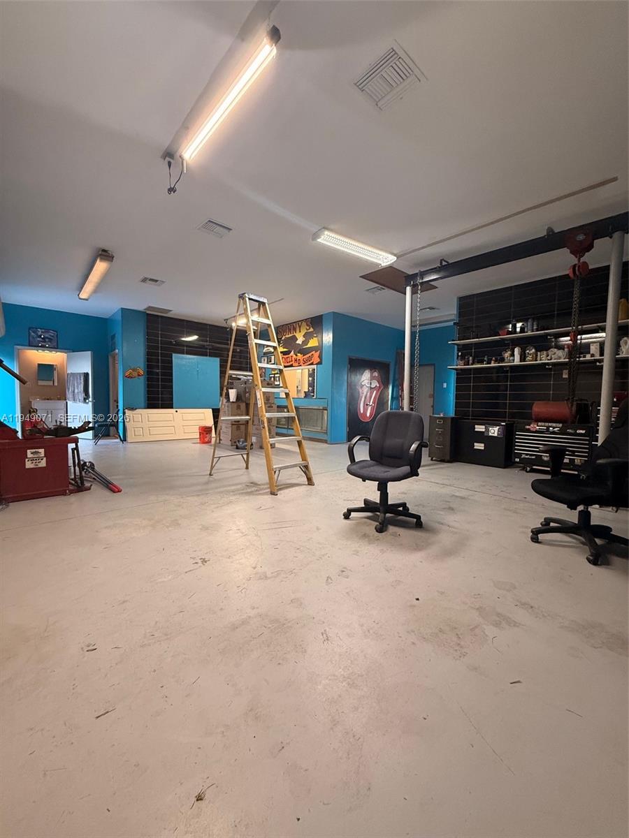 Sebring Lakes Acres - Residential