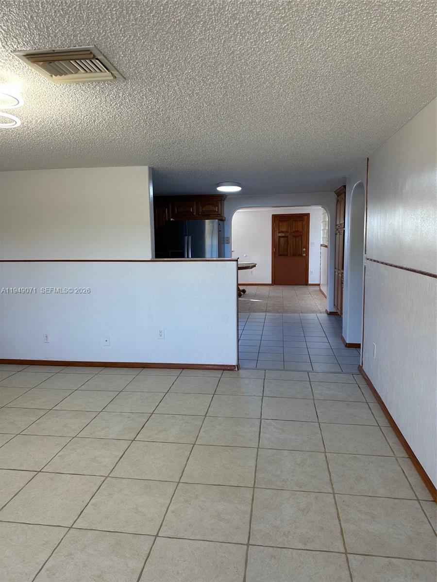 Sebring Lakes Acres - Residential