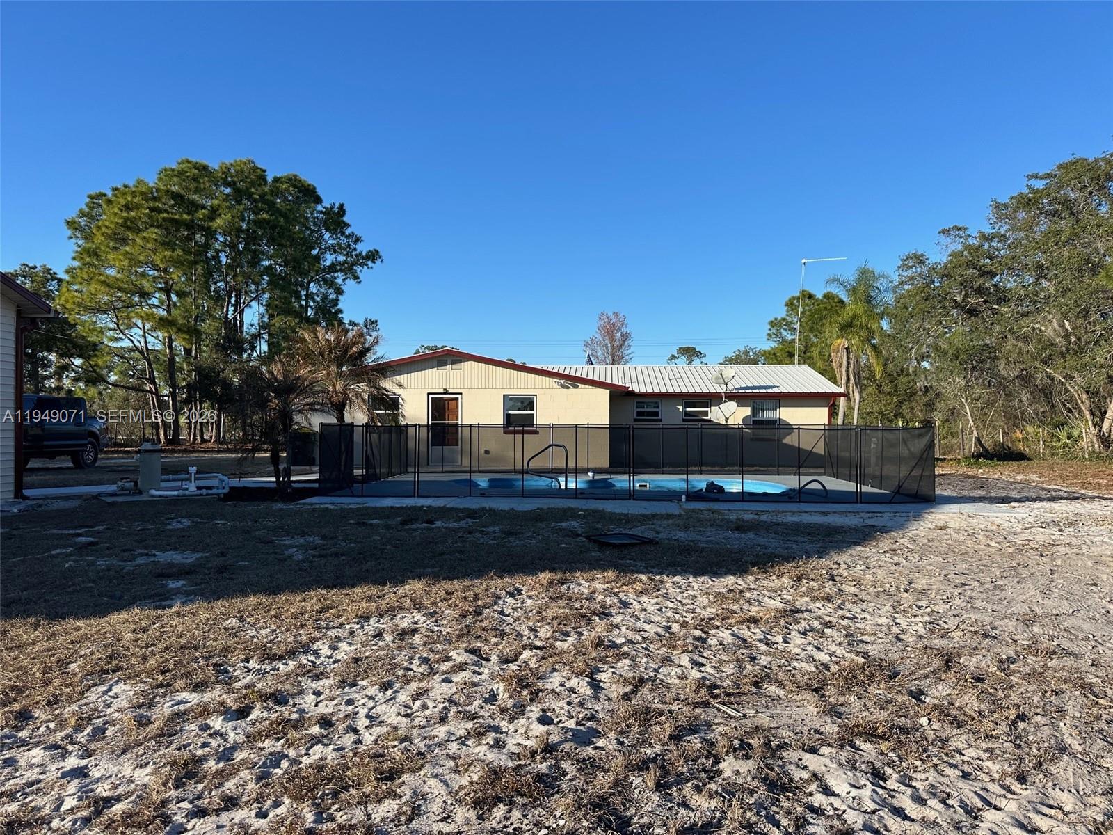 Sebring Lakes Acres - Residential