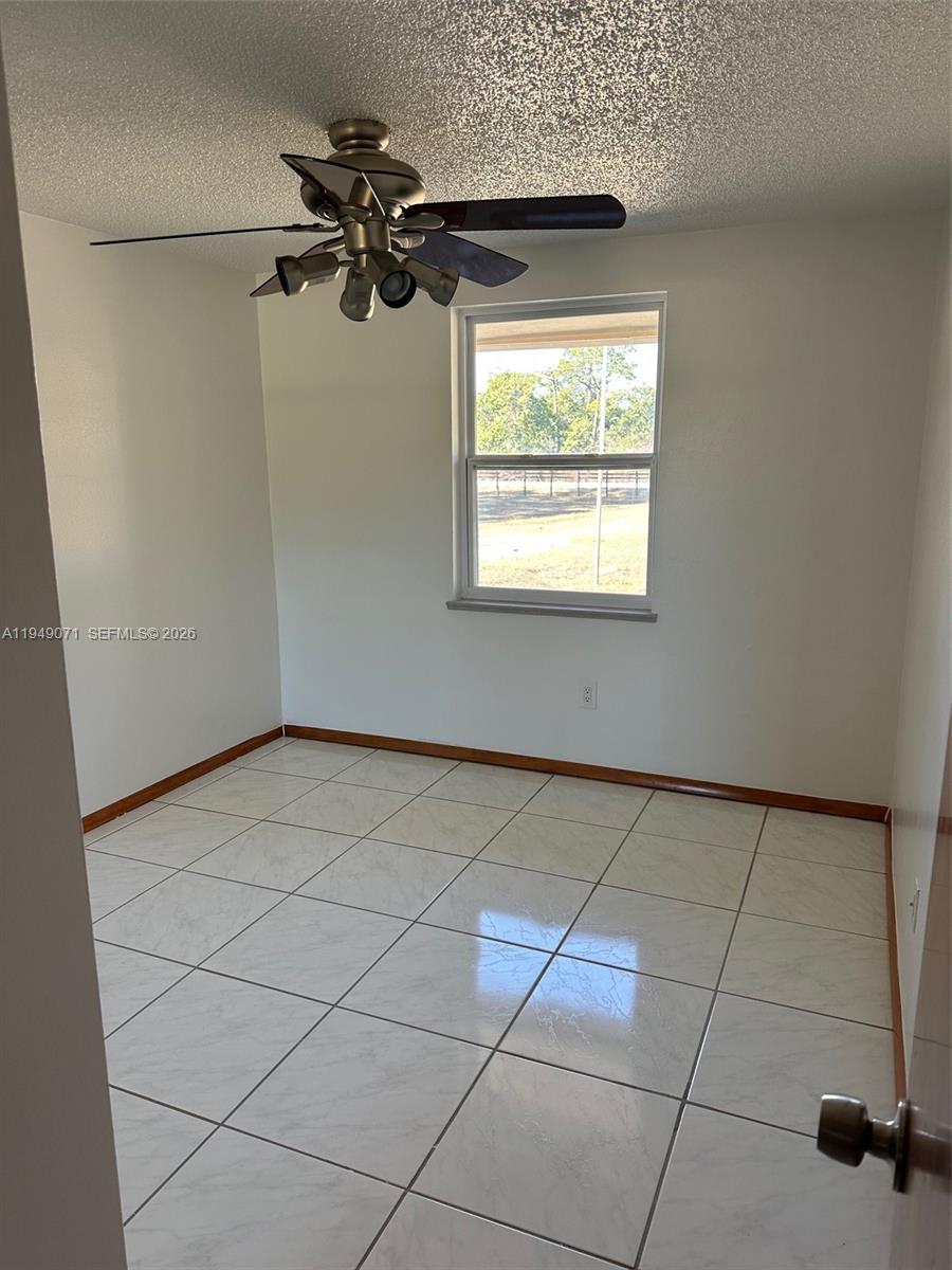 Sebring Lakes Acres - Residential