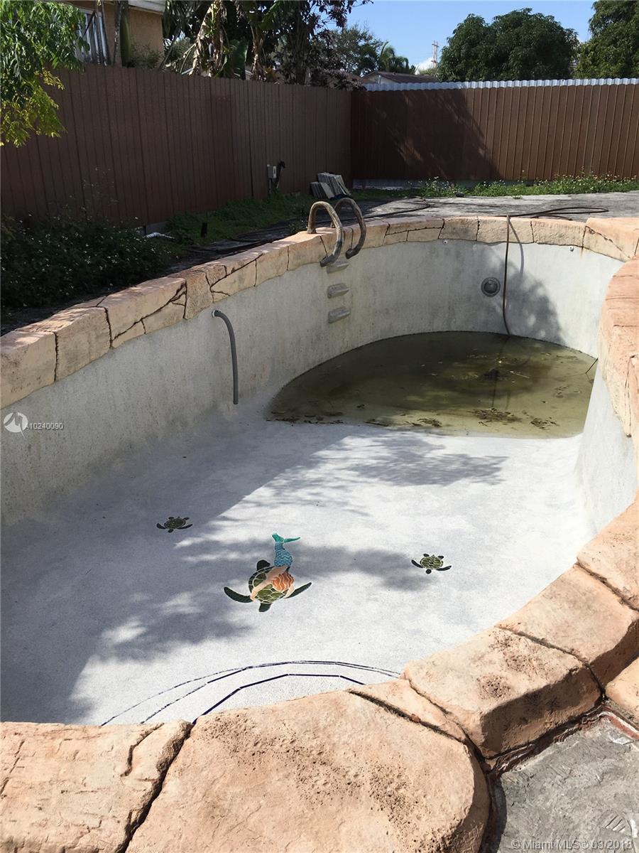 SAN SEBASTIAN UNIT NO 5 - Residential