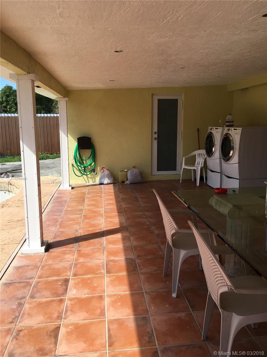 SAN SEBASTIAN UNIT NO 5 - Residential