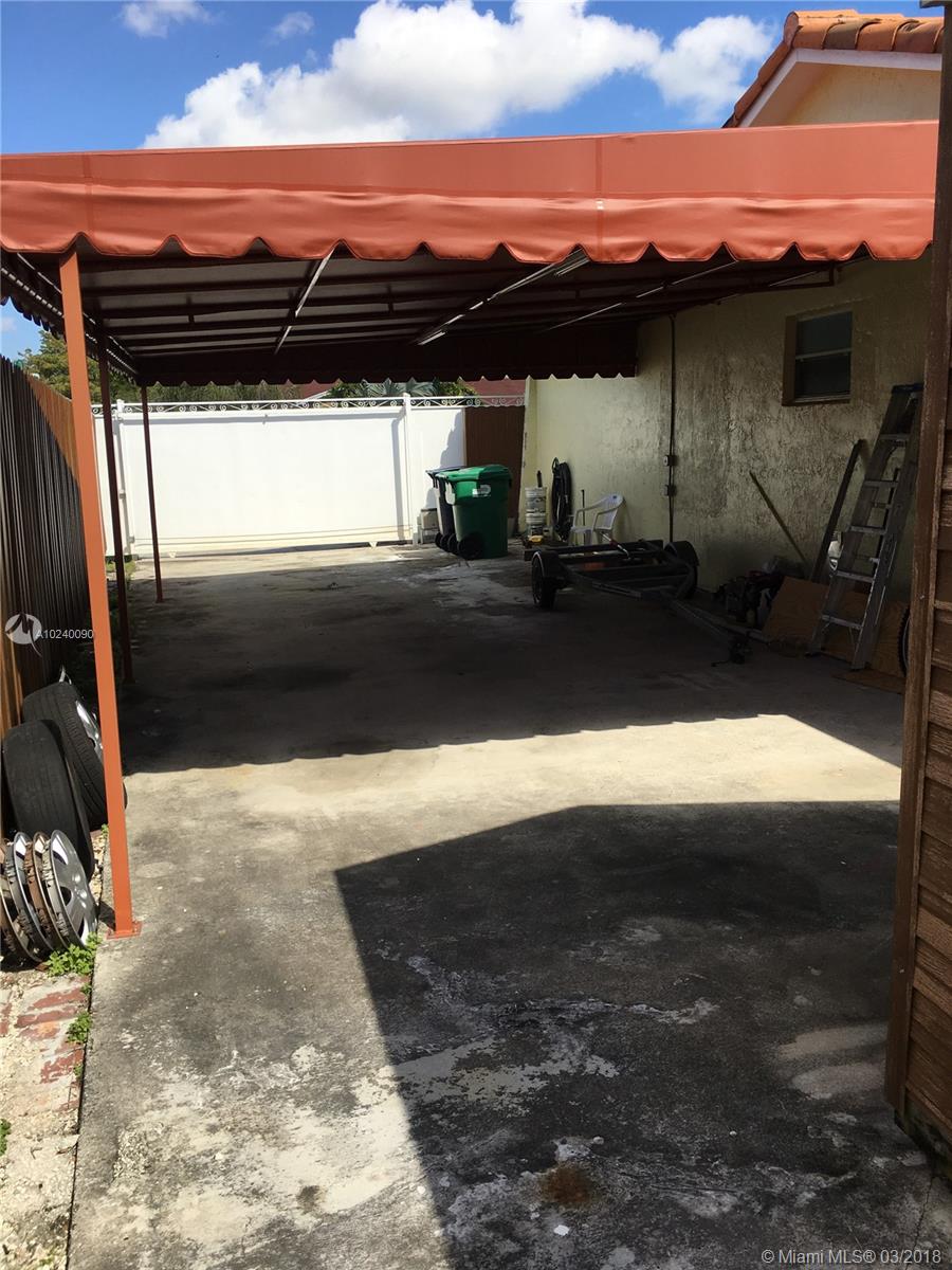 SAN SEBASTIAN UNIT NO 5 - Residential