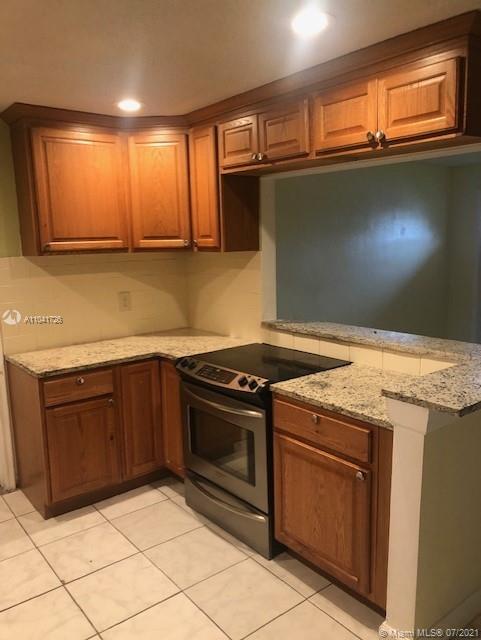 GOLD KEY VILLAS - Residential