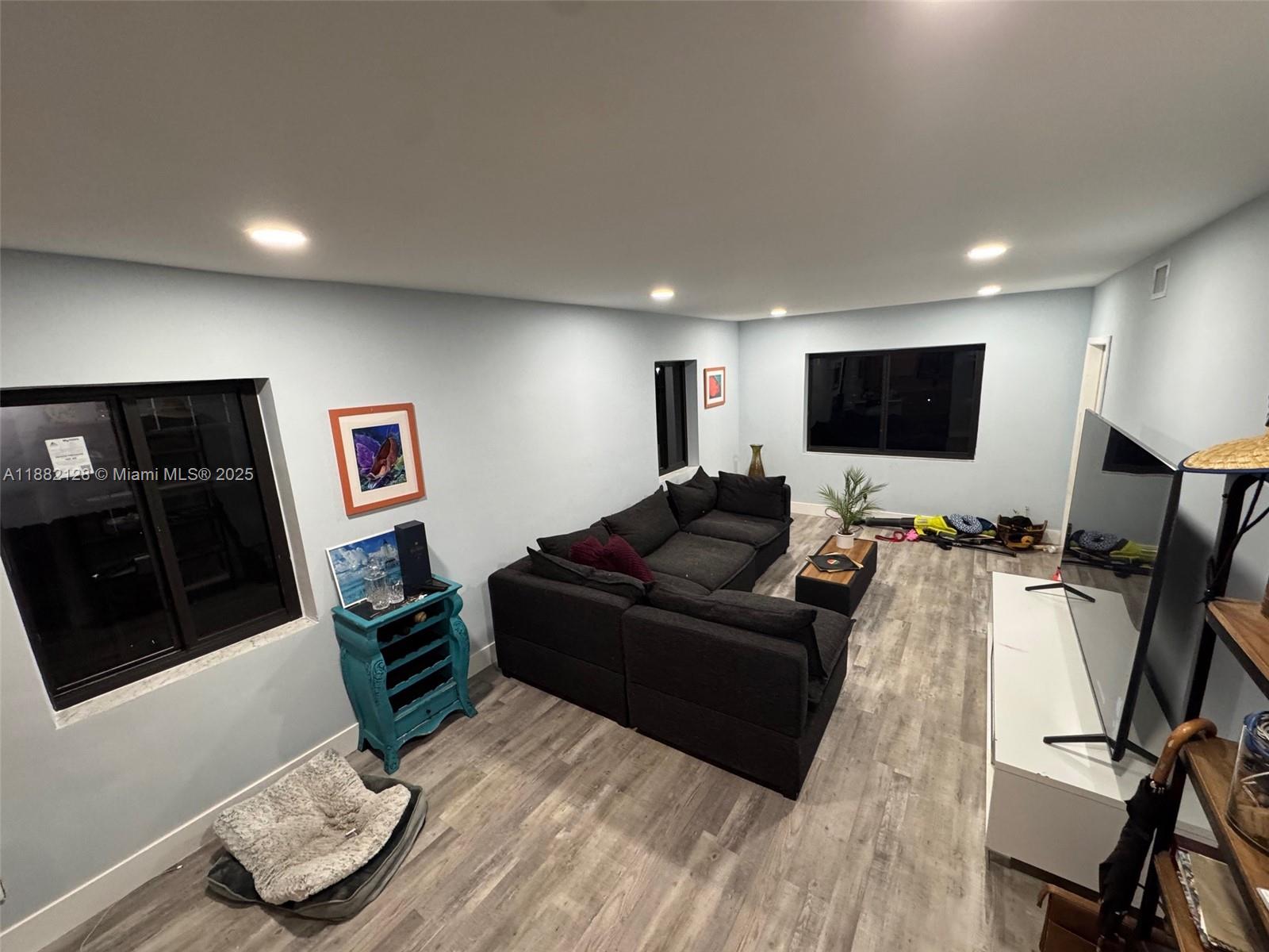 HIALEAH 14TH ADDN - Residential Lease